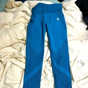 Seamless Electra leggings in turquoise